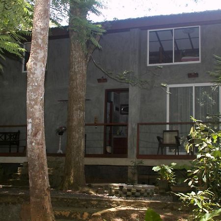 Executive Residency Retreat Villa Hikkaduwa Exterior photo